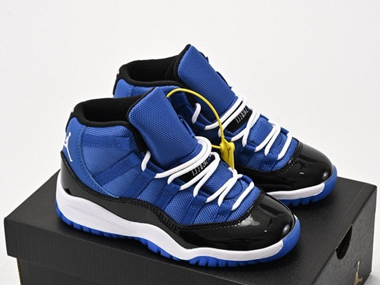 Kids Jordan Shoes 11 38